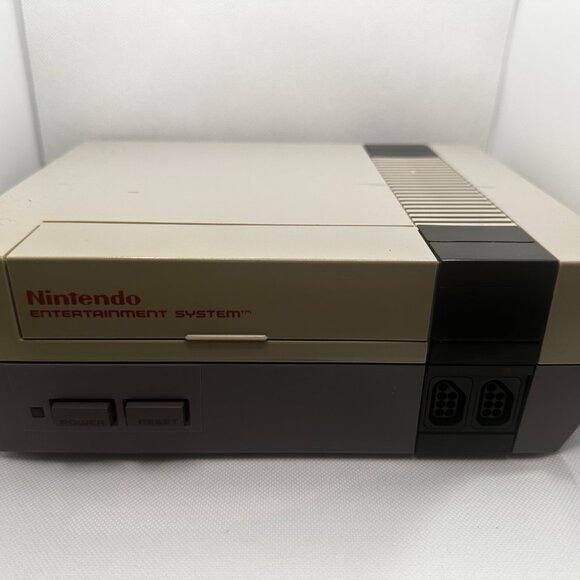 Original Nintendo NES Console-one controller NEW 72 pin installed VG - Picture 3 of 7